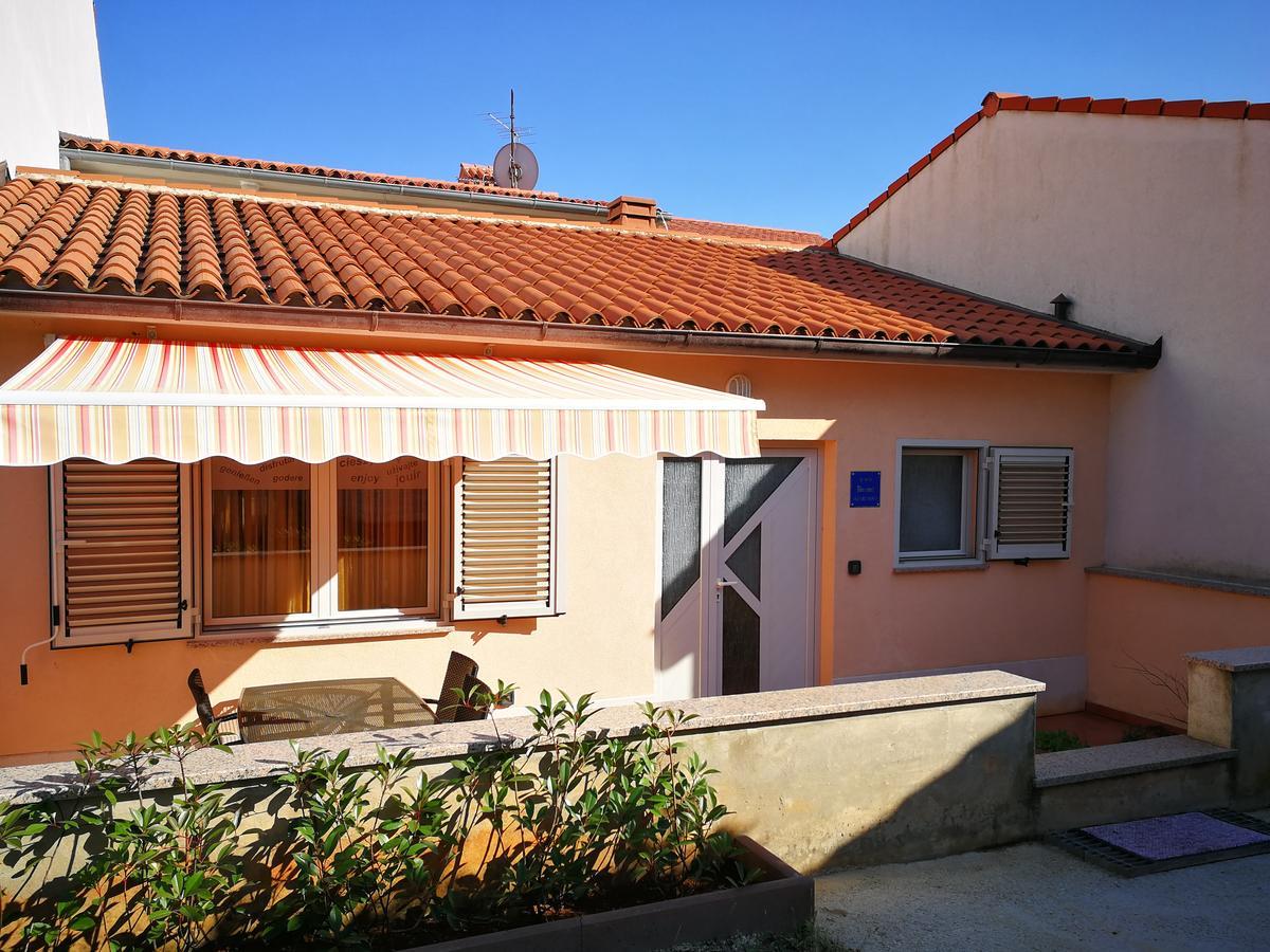Marko Apartment Pula Exterior photo